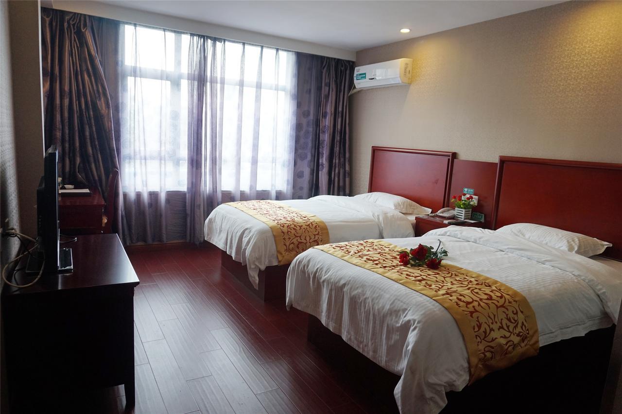 Greentree Inn Bole Wanxianghui Express Hotel Exterior foto